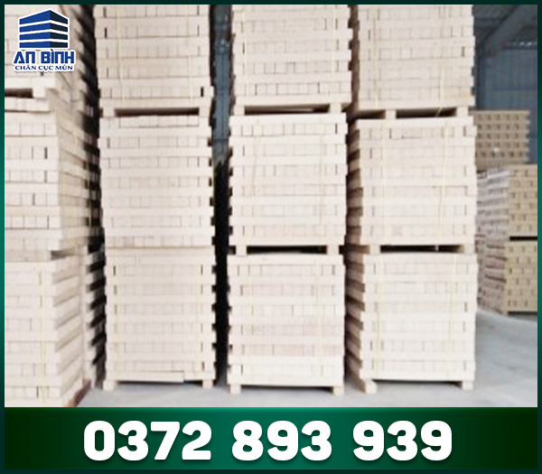 Chân cục mùn, chân đế pallet